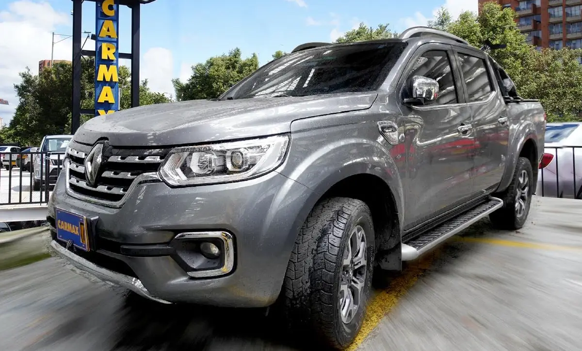 RENAULT ALASKAN CARGO 2500CC TD 4X4