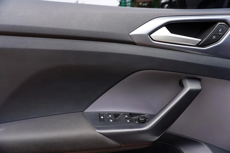 VOLKSWAGEN T-CROSS TSI TRENDLINE 2023