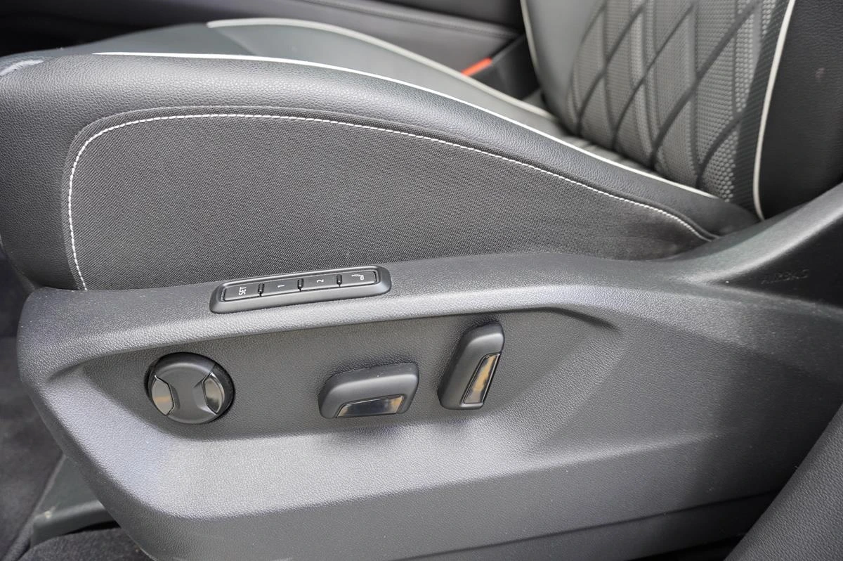 VOLKSWAGEN TERAMONT HIGHLINE TP 3600CC 2026