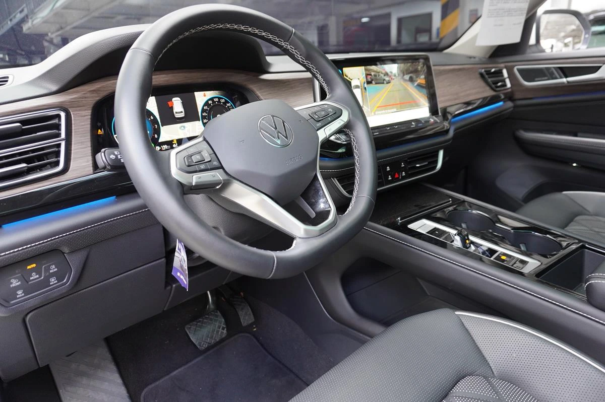 VOLKSWAGEN TERAMONT HIGHLINE TP 3600CC 2026