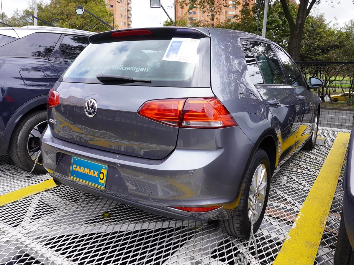 VOLKSWAGEN GOLF TRENDLINE 1600CC 2016