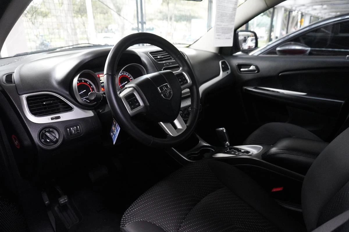 DODGE JOURNEY SE 2400CC 4×2 2017