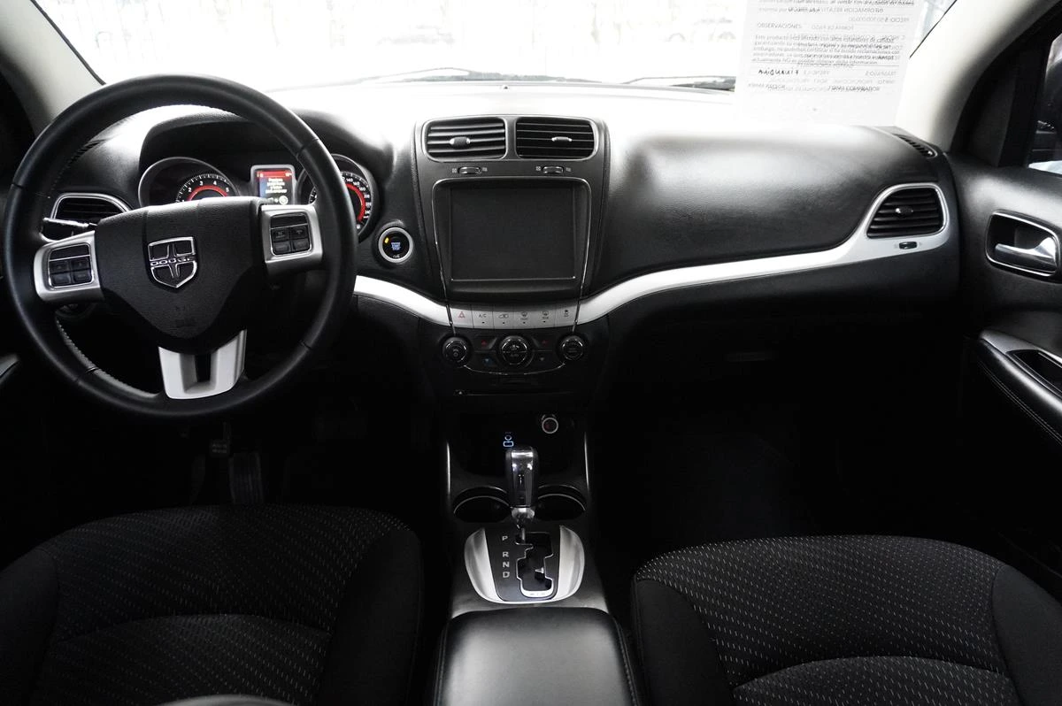DODGE JOURNEY SE 2400CC 4×2 2017