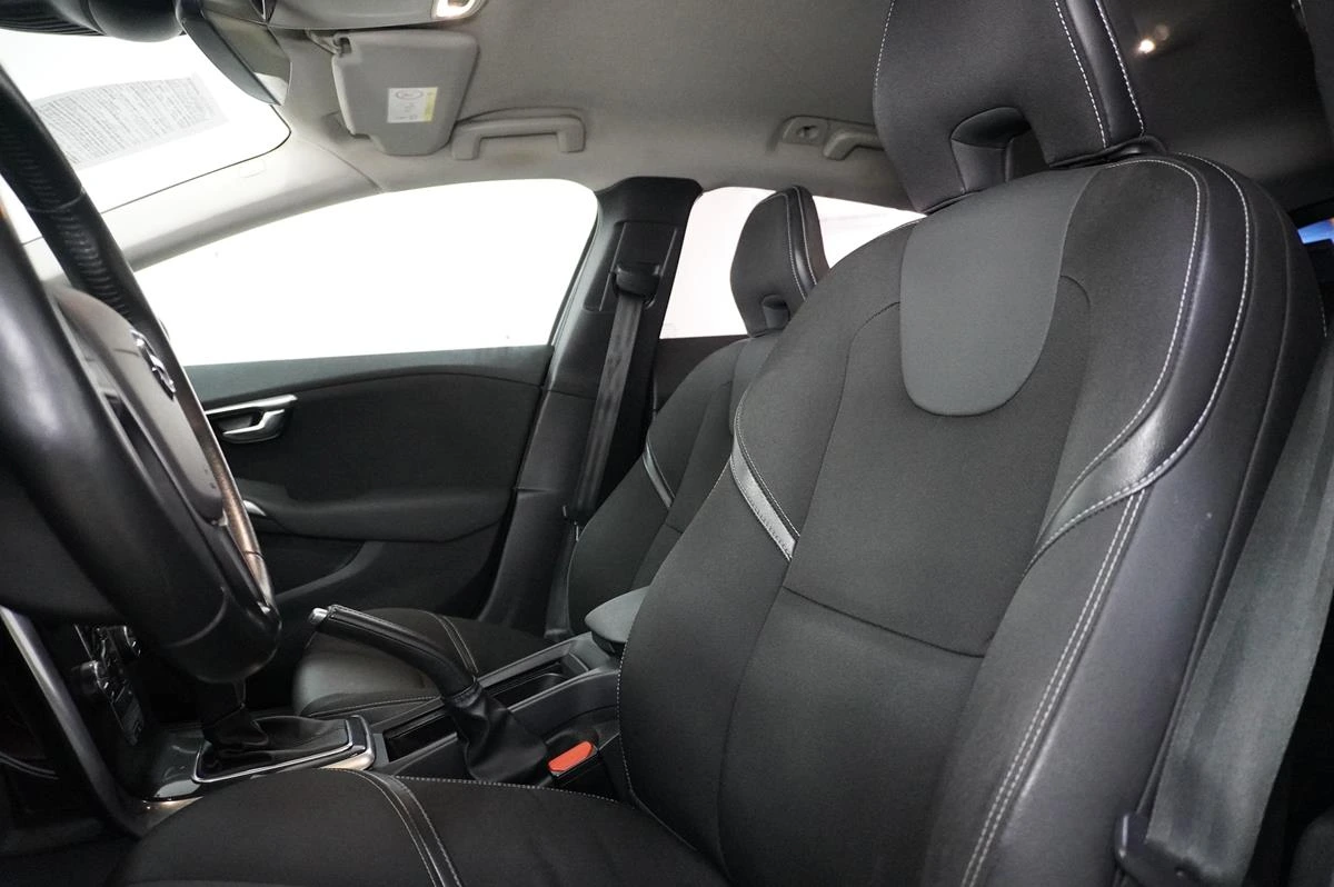VOLVO V40 T3 DRIVE-E SPORT 2018