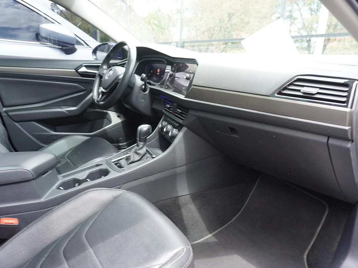 VOLKSWAGEN JETTA TSI SPORTLINE 1400CC 2019