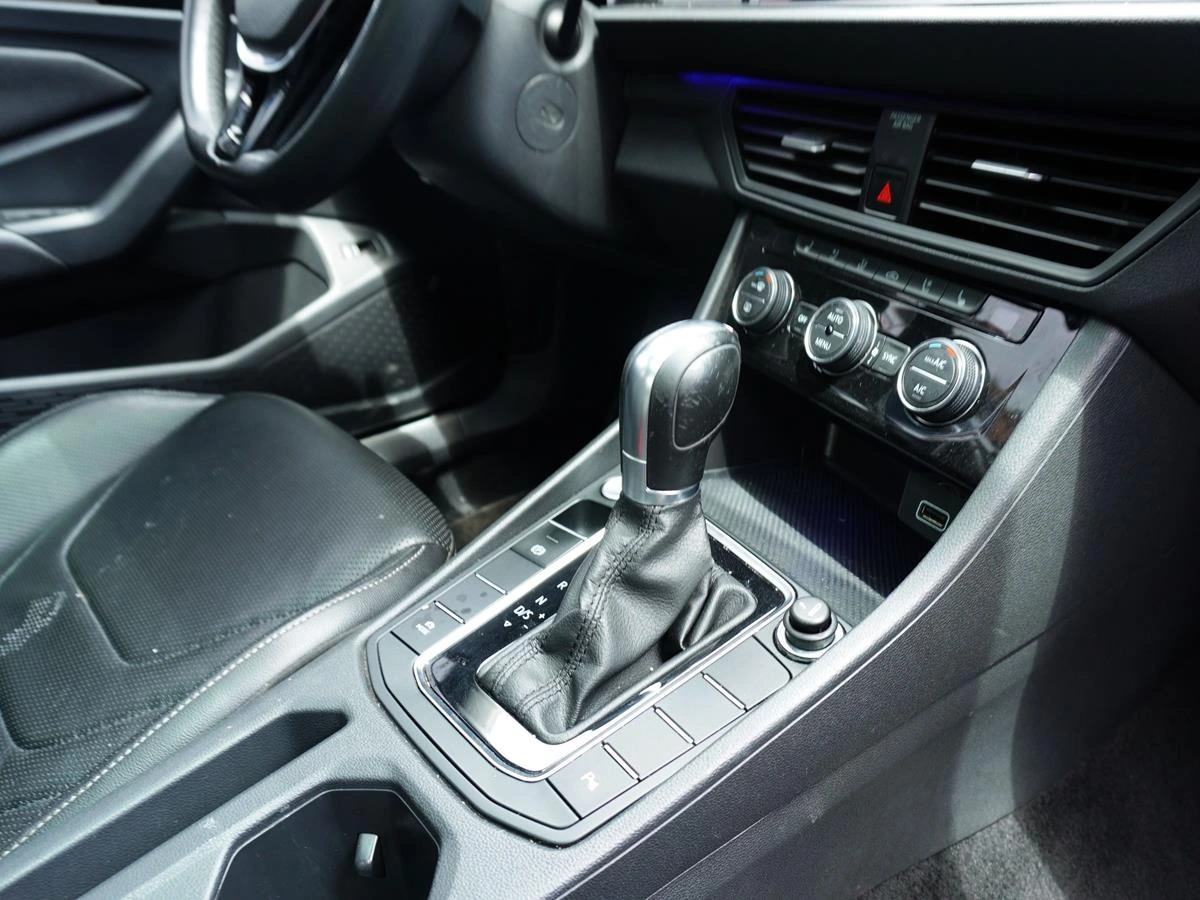 VOLKSWAGEN JETTA TSI SPORTLINE 1400CC 2019