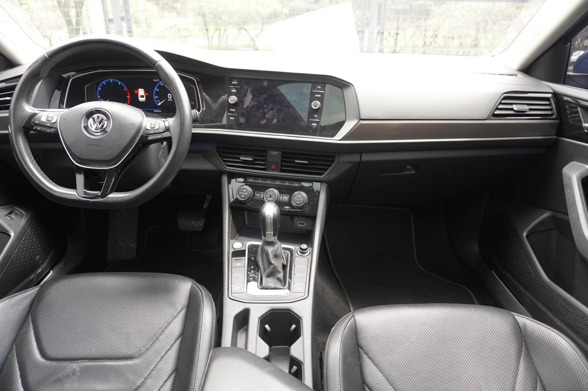 VOLKSWAGEN JETTA TSI SPORTLINE 1400CC 2019