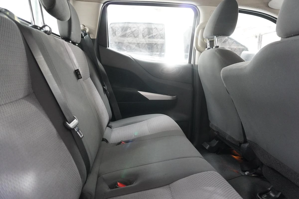NISSAN NP300 FRONTIER 2500CC 4X2 ABS 2020