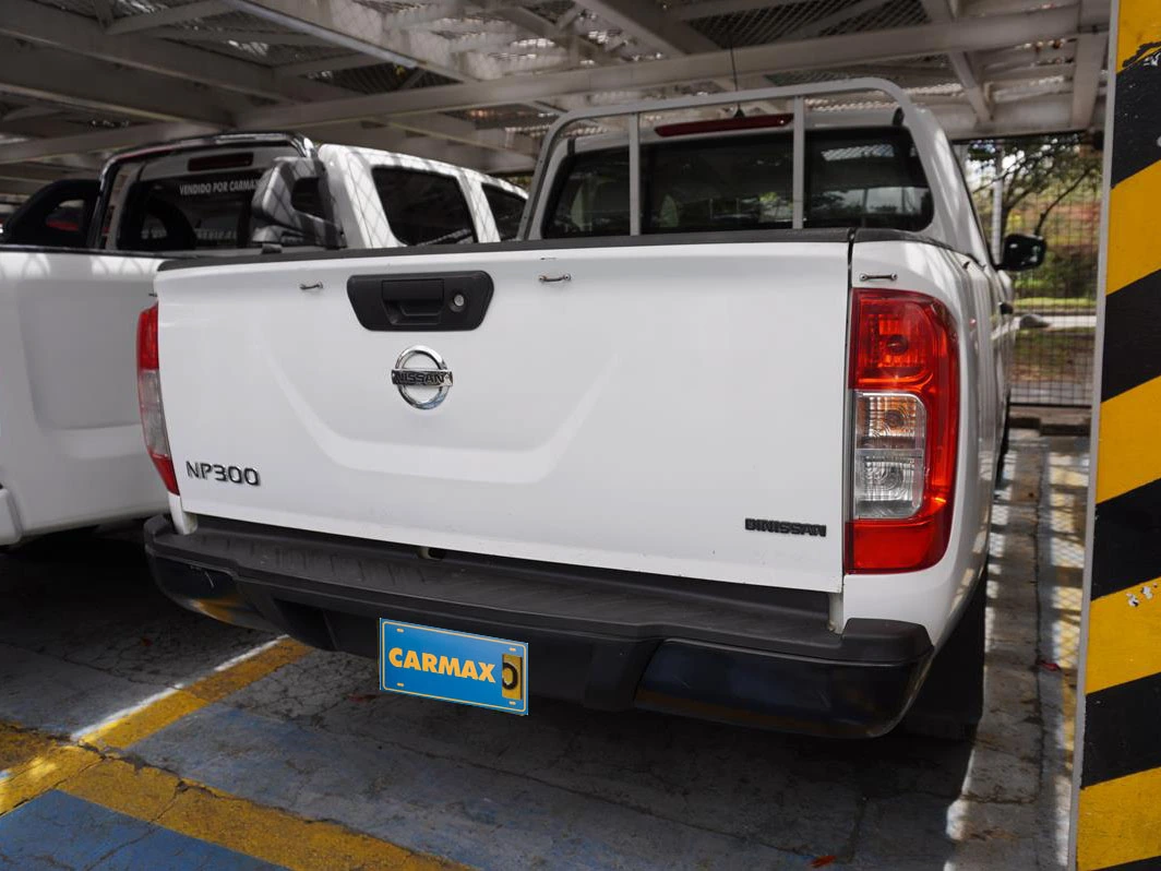 NISSAN NP300 FRONTIER 2500CC 4X2 ABS 2020