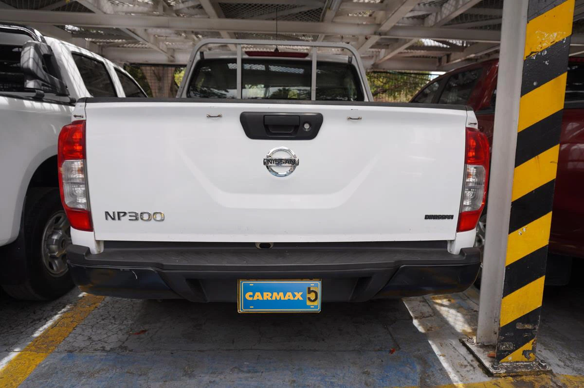 NISSAN NP300 FRONTIER 2500CC 4X2 ABS 2020
