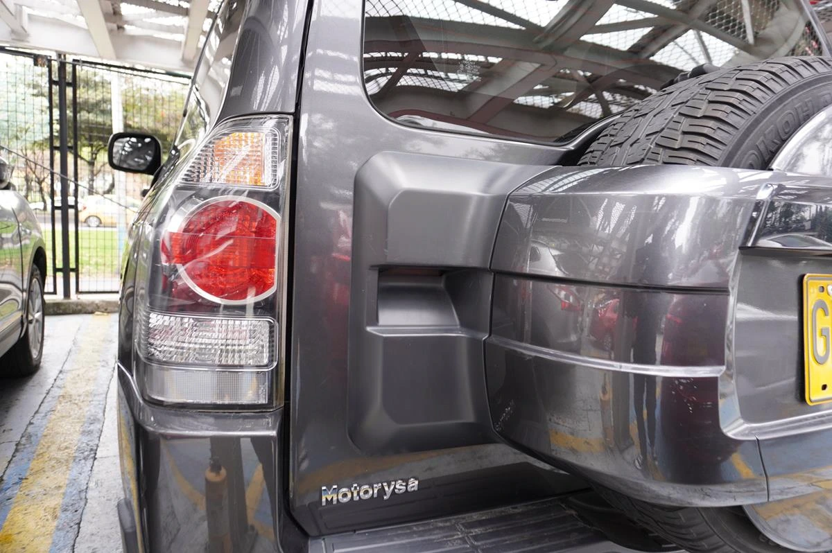 MITSUBISHI MONTERO HARD 2019