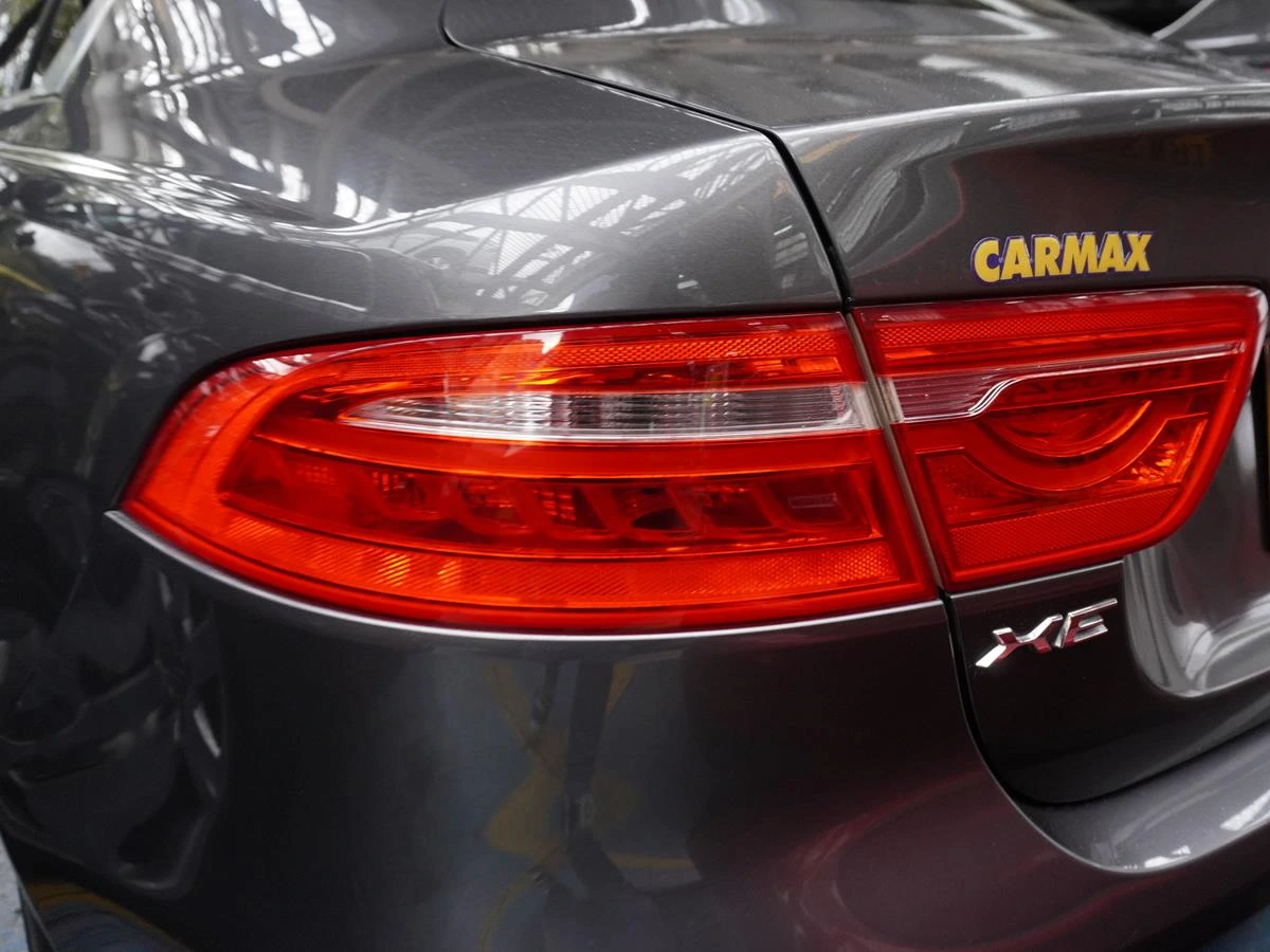 JAGUAR XE 2.0 I4 R SPORT 2000CC 2019