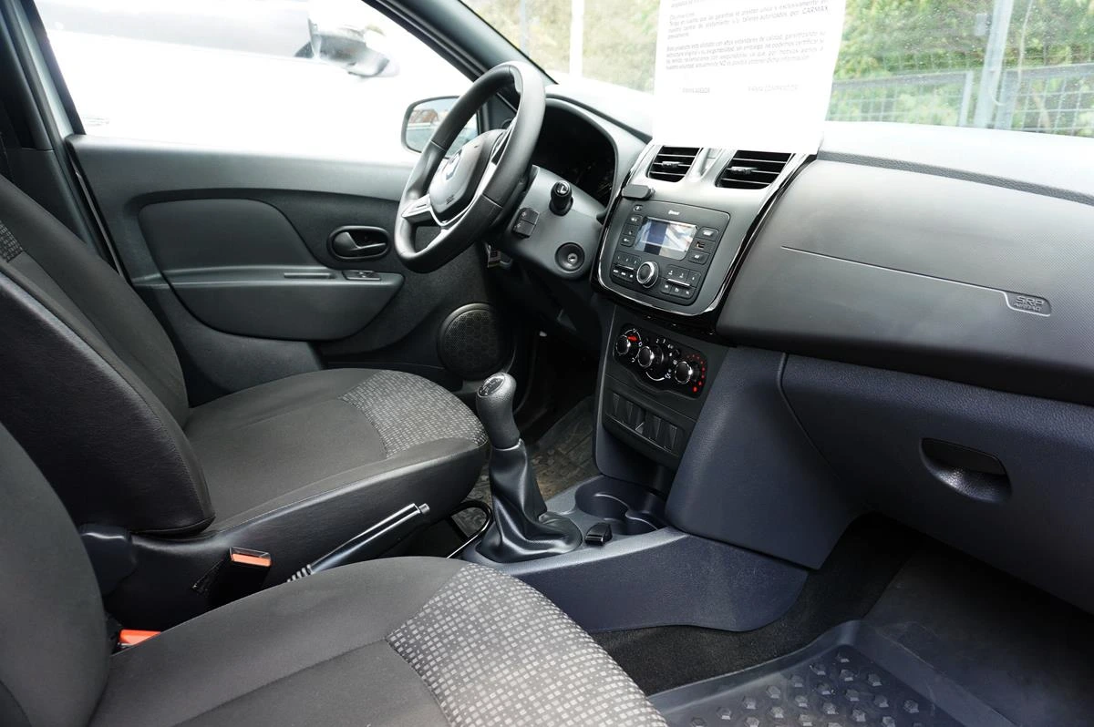 RENAULT LOGAN LIFE 1600CC ABS 2021