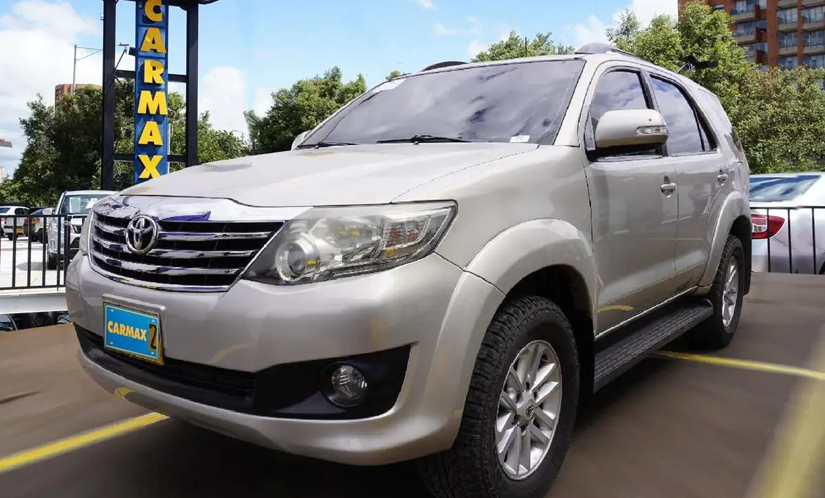 TOYOTA FORTUNER (FL) 2.7L 2700CC 4X4
