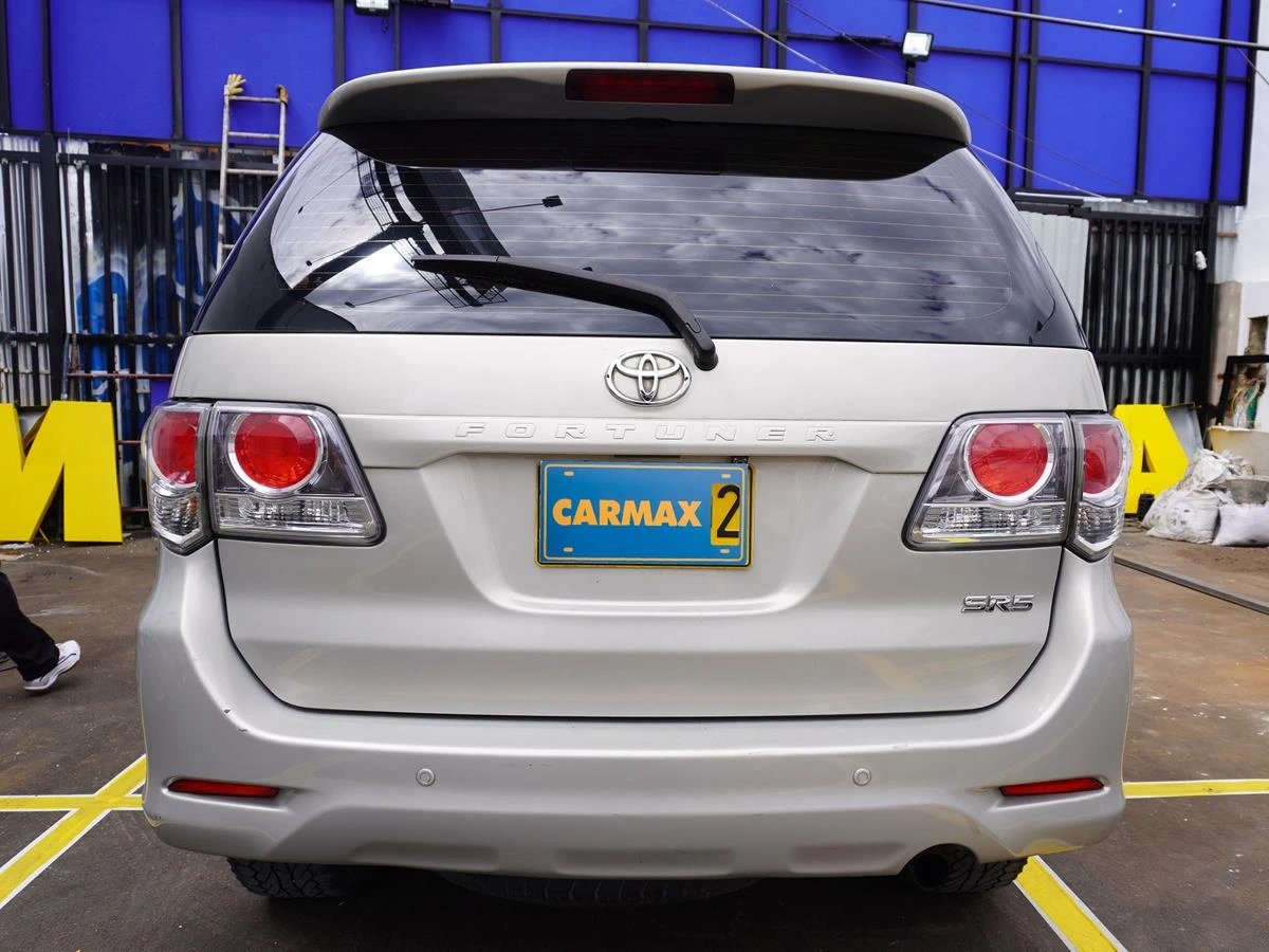 TOYOTA FORTUNER (FL) 2.7L 2700CC 4X4 2015