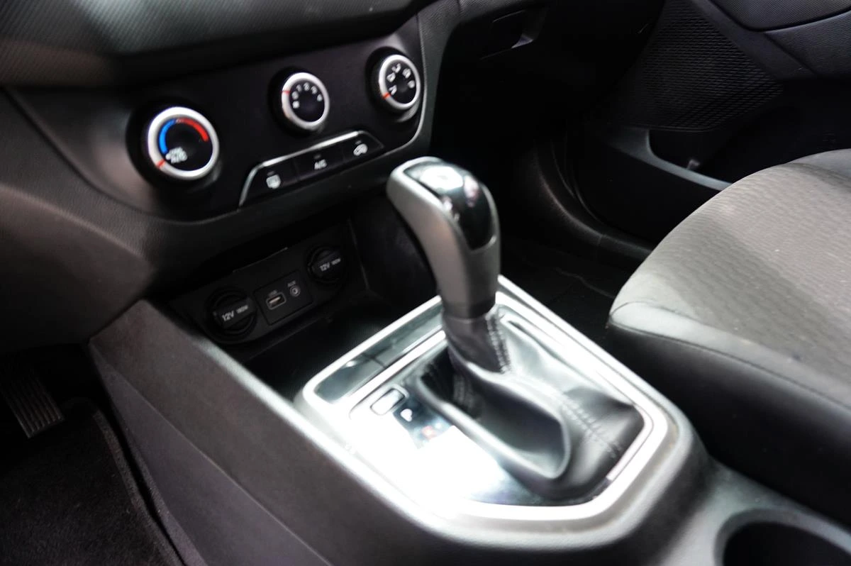 HYUNDAI CRETA PREMIUM 1600CC 4X2 ABS 2022