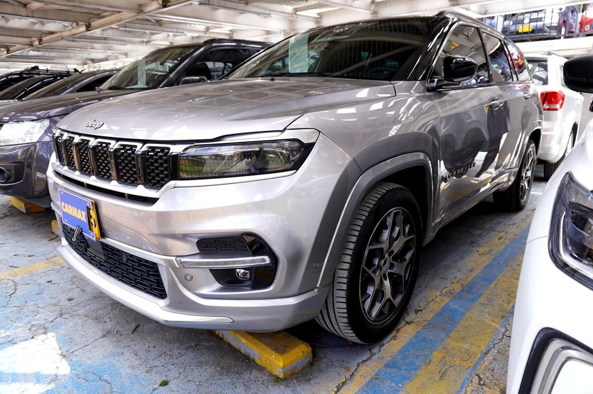 JEEP COMMANDER OVERLAND 1300CC 2023