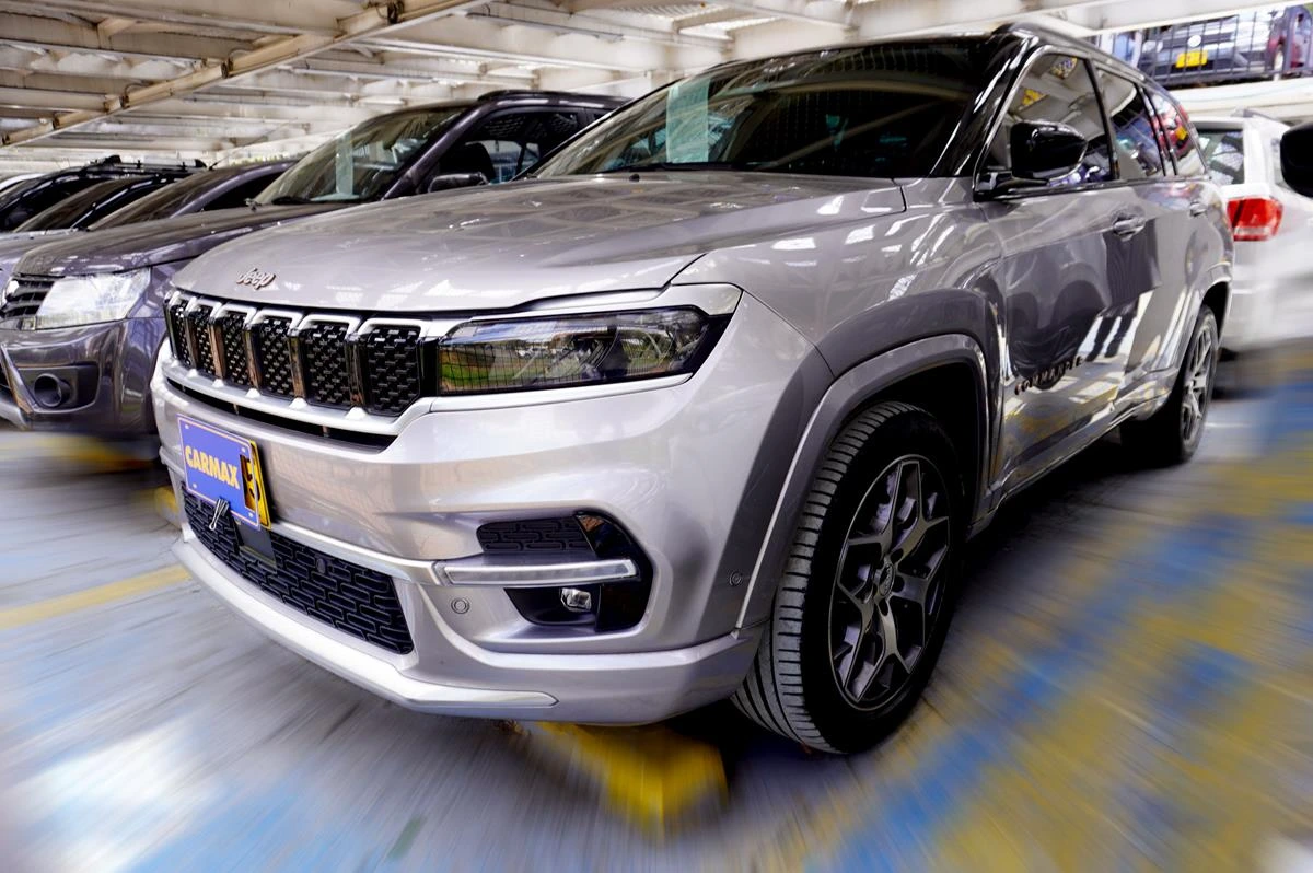 JEEP COMMANDER OVERLAND 1300CC 2023