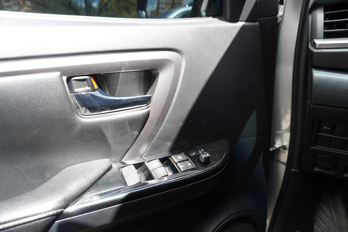 TOYOTA FORTUNER 2.8L SR 4X4 2022