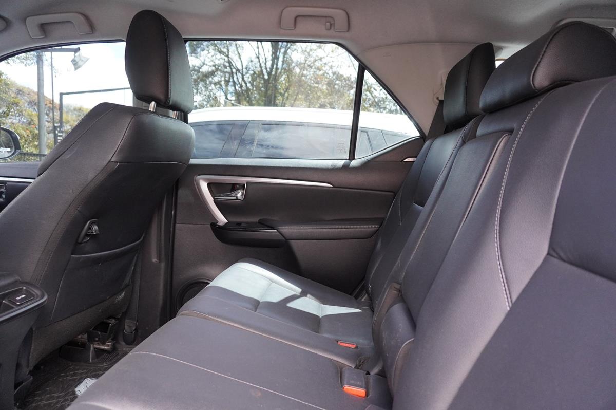TOYOTA FORTUNER 2.8L SR 4X4 2022