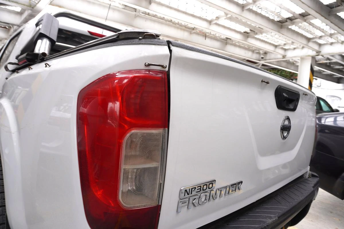 NISSAN NP300 FRONTIER 2500CC 4X2 ABS 2020