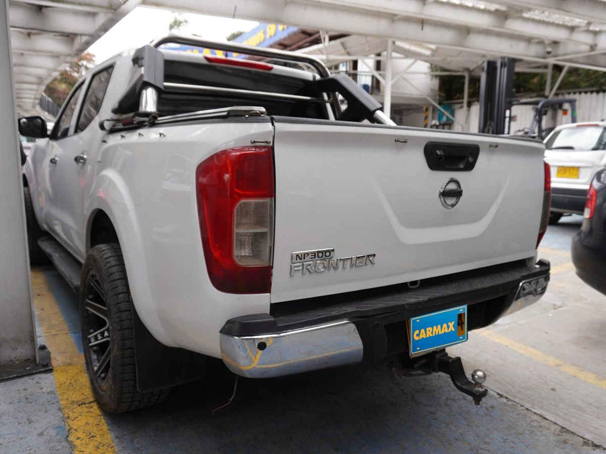NISSAN NP300 FRONTIER 2500CC 4X2 ABS 2020