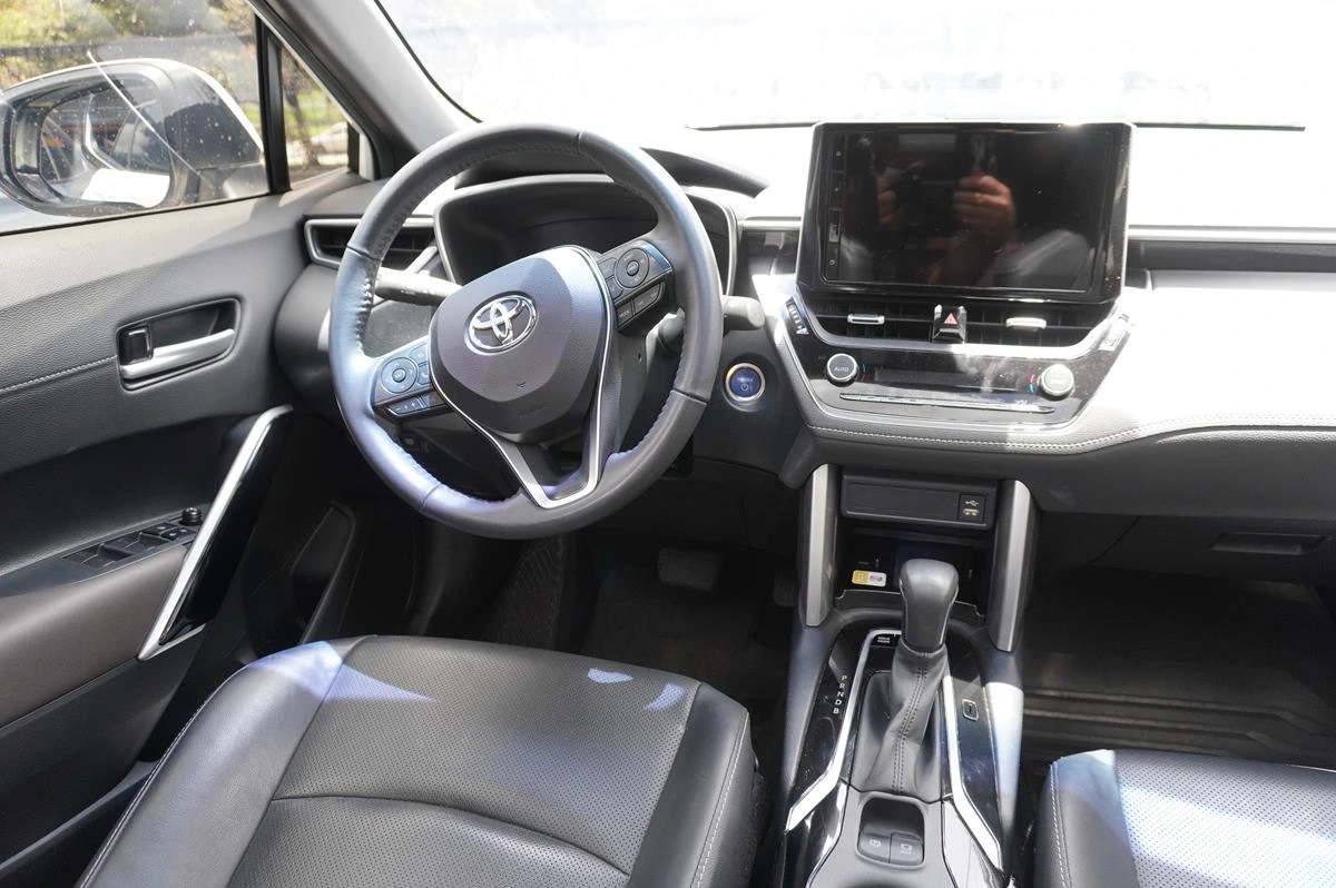 TOYOTA COROLLA CROSS SE-G HYBRID TP 1800CC 4X2 2025