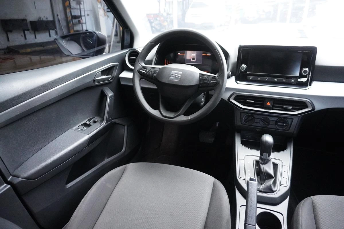 SEAT ARONA REFERENCE HI 1600CC 4X2 ABS 2024