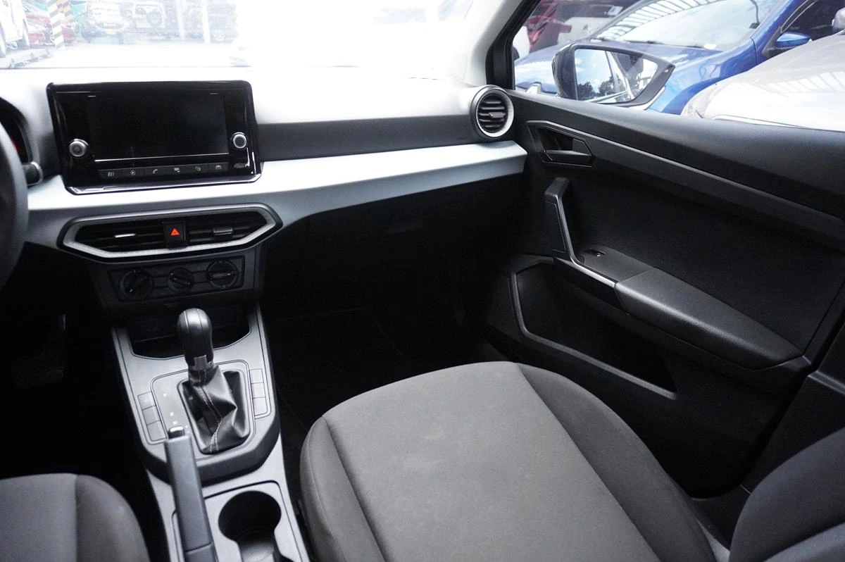 SEAT ARONA REFERENCE HI 1600CC 4X2 ABS 2024
