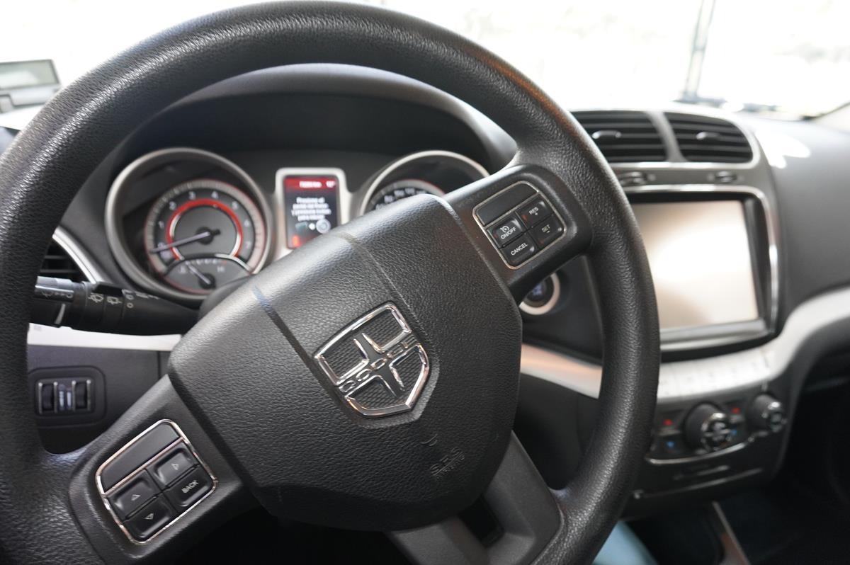 DODGE JOURNEY SE/EXPRESS 2400CC 2011