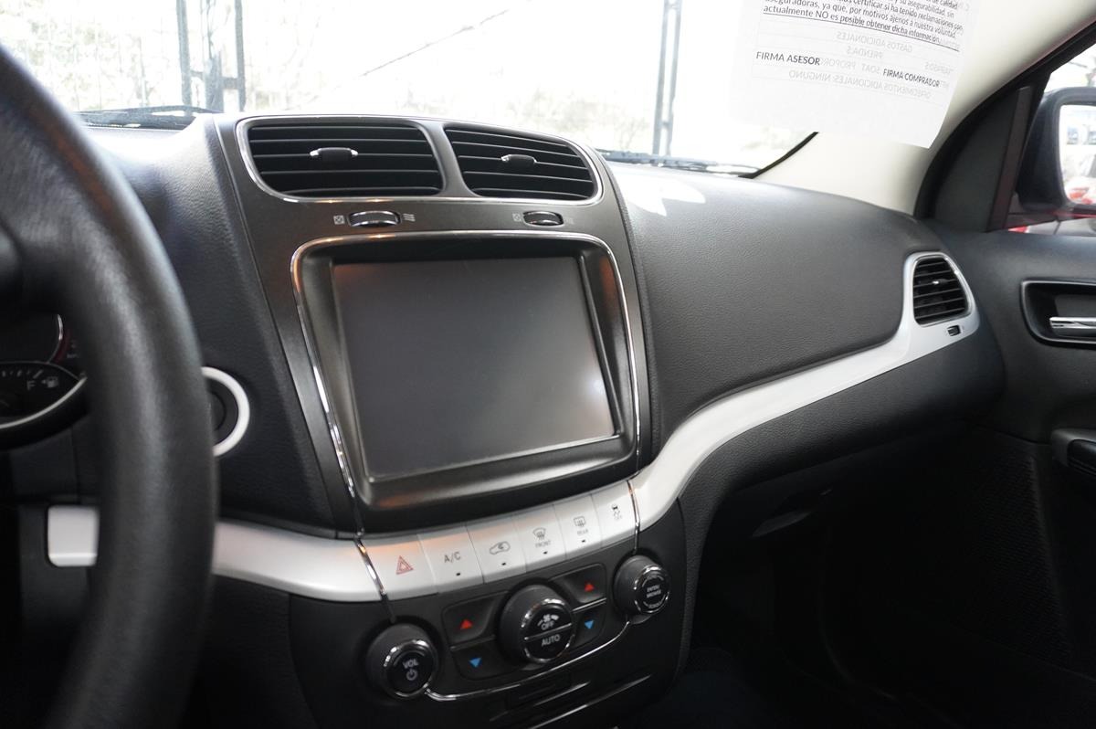 DODGE JOURNEY SE/EXPRESS 2400CC 2011