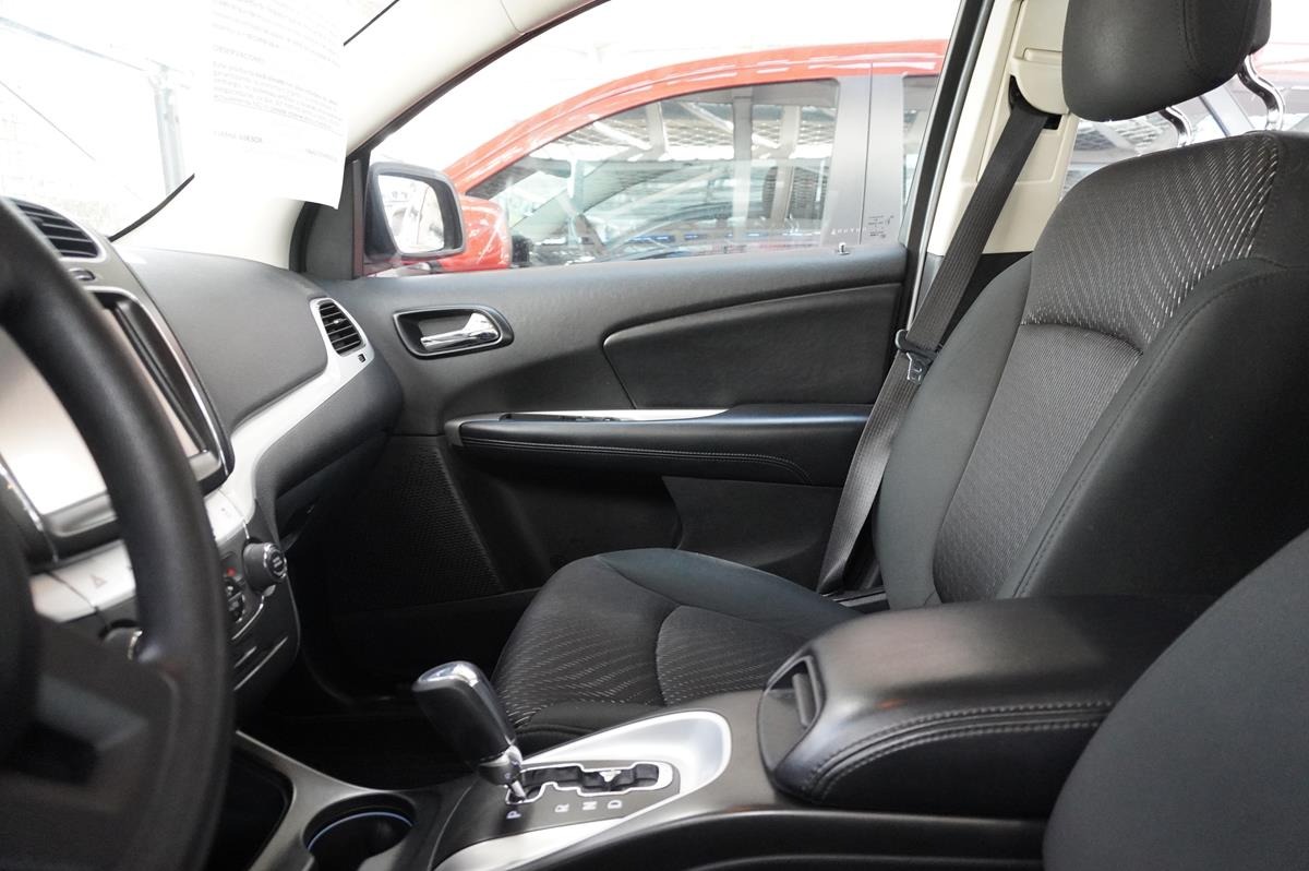 DODGE JOURNEY SE/EXPRESS 2400CC 2011