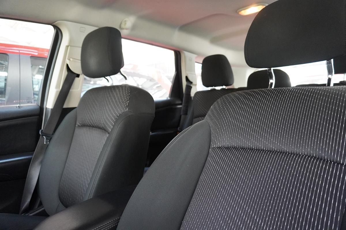 DODGE JOURNEY SE/EXPRESS 2400CC 2011