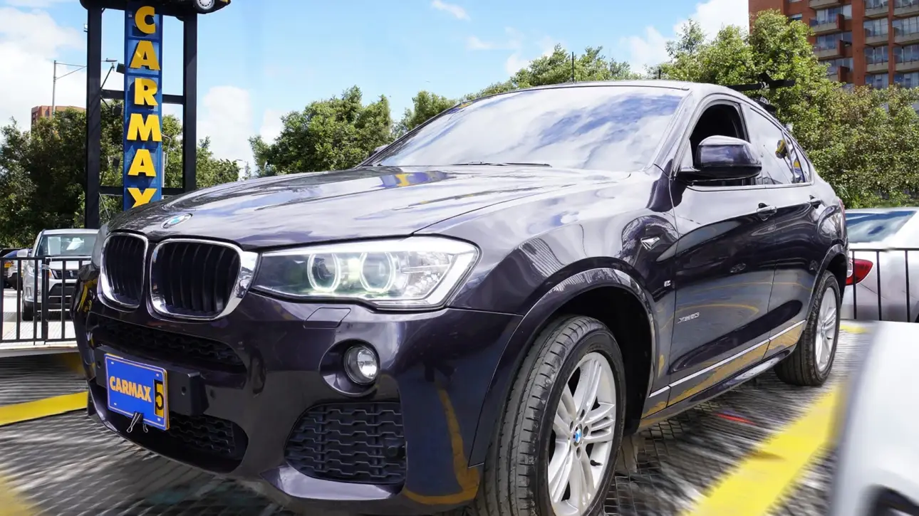 BMW X4 xDrive20i Xline 2000CC