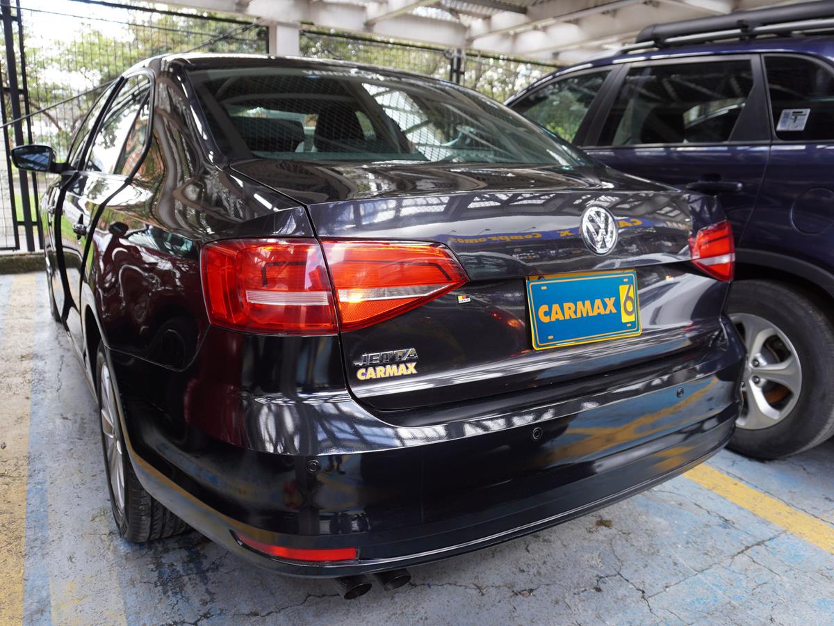 VOLKSWAGEN JETTA COMFORTLINE 2015