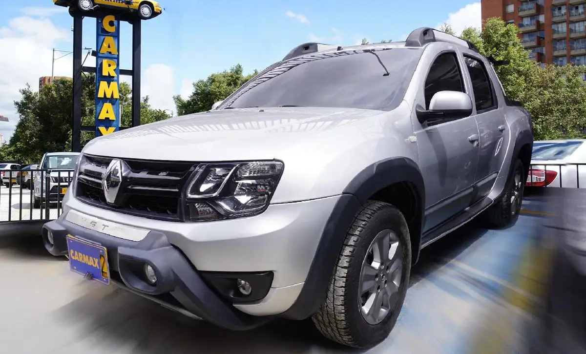 RENAULT DUSTER OROCH INTENS 2000CC 4X2